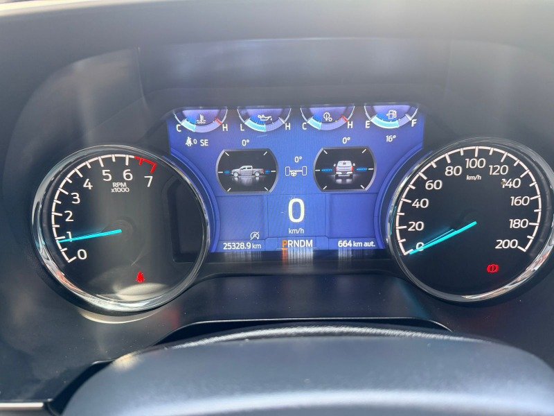 
								Ford F150 XLT 2022 completo									