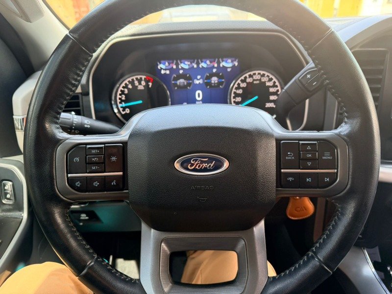 
								Ford F150 XLT 2022 completo									