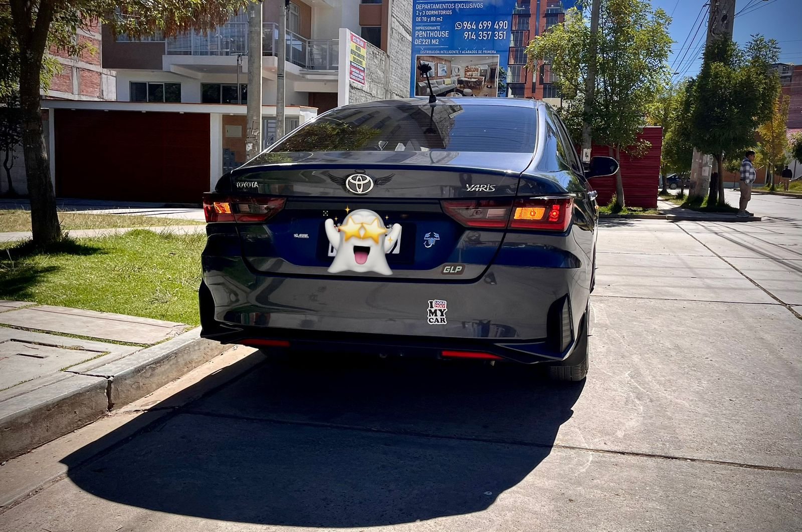 
Toyota Yaris 2025 completo									
