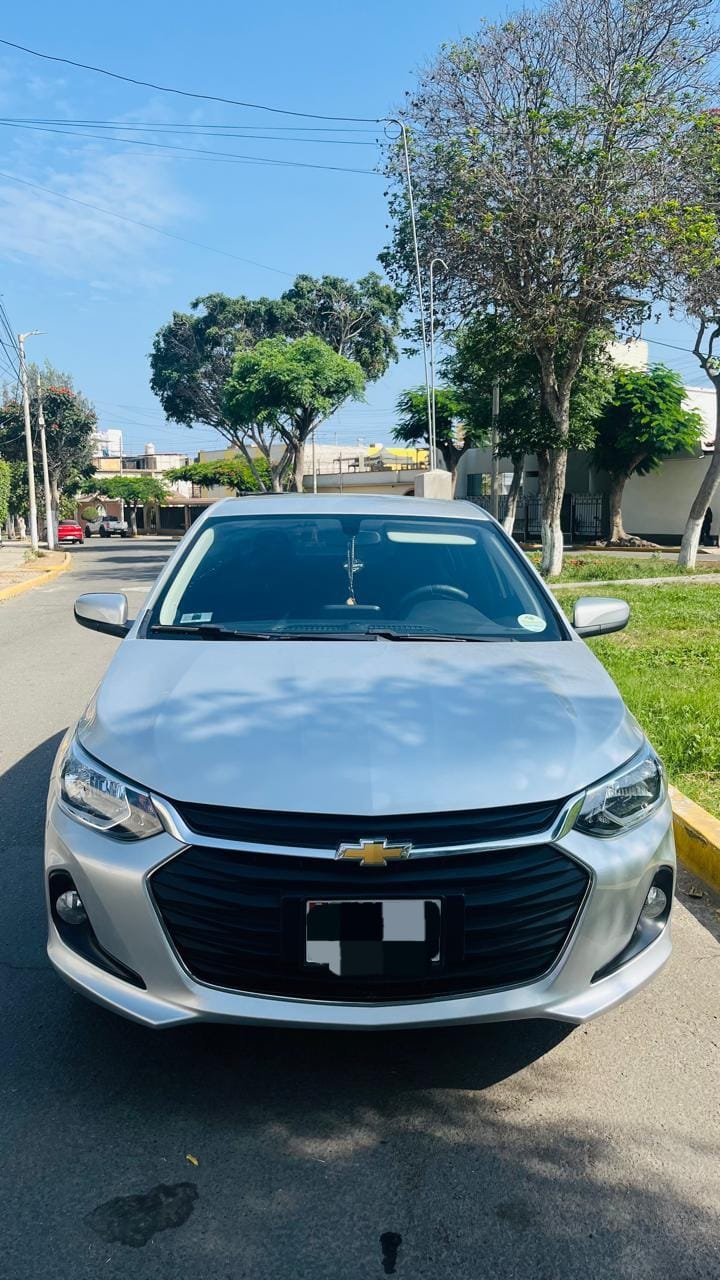 
Chevrolet Onix turbo 2023 completo									