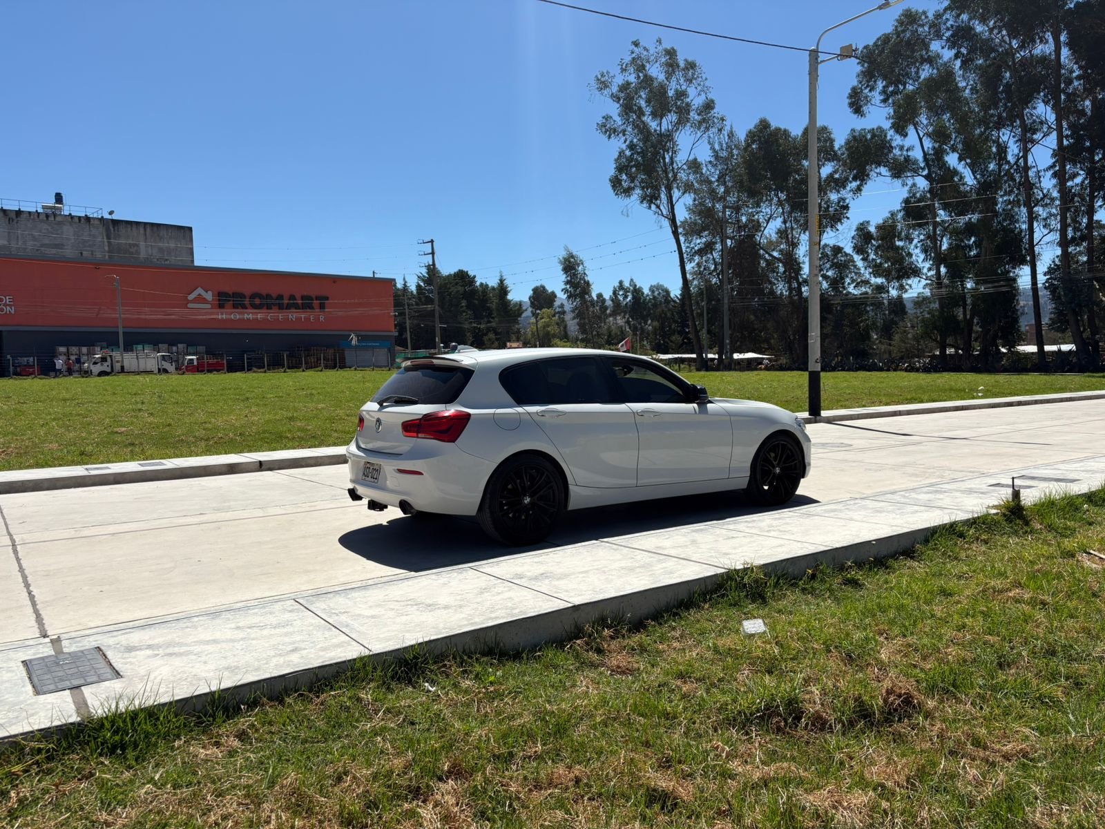 BMW I20 2017