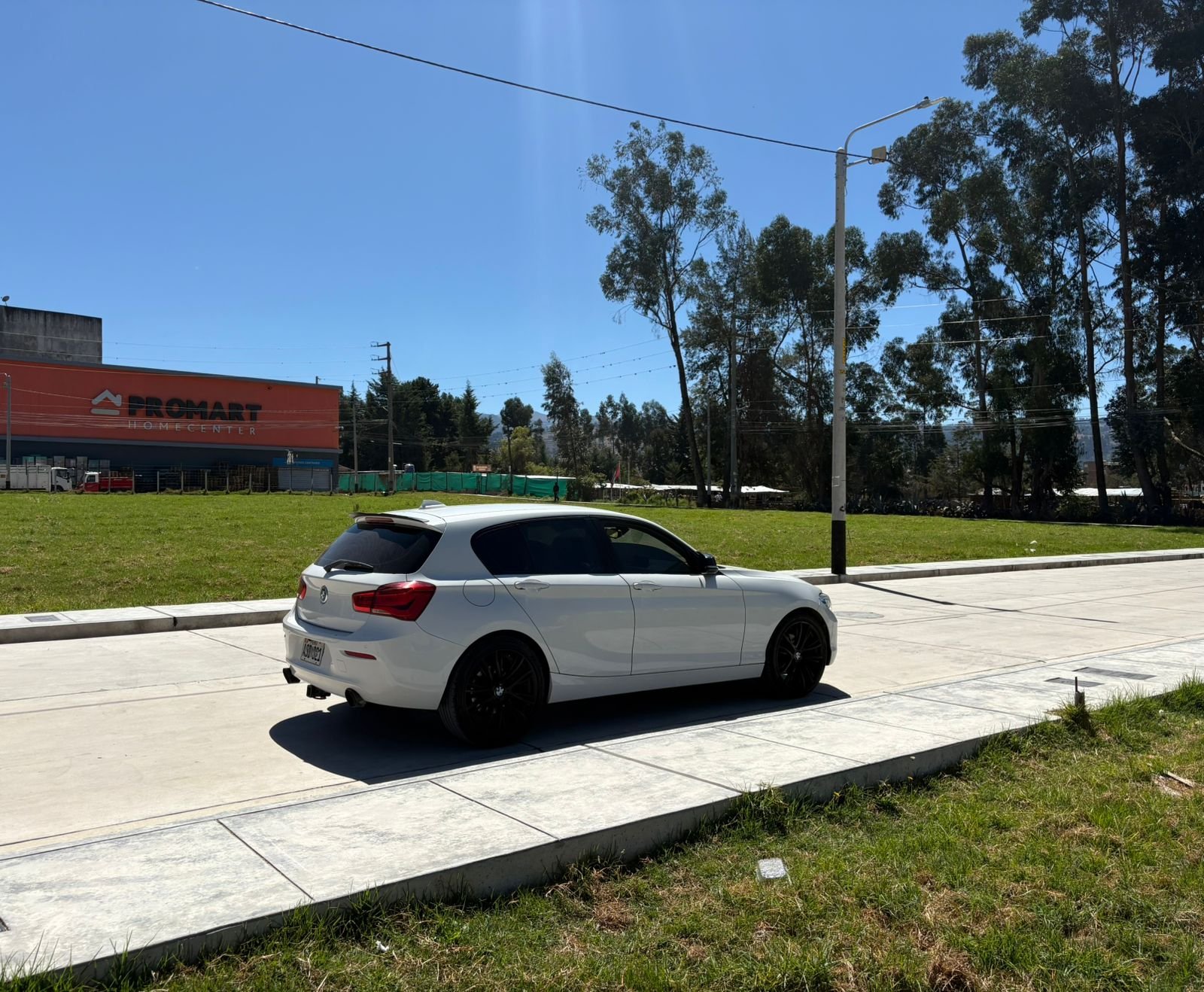 BMW I20 2017